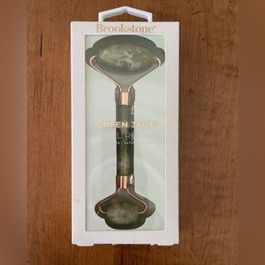 Brookstone Green Jade Face Roller NEW